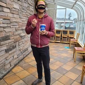 Meet your Posher, Dana